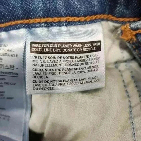NWT! 00/W24 LEVI’S SKINNY JEANS - Picture 11 of 16